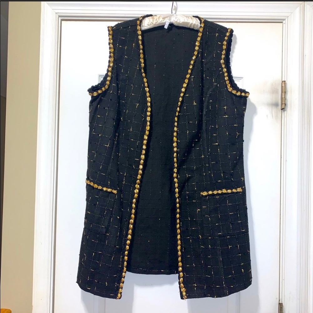Chic long tweed vest